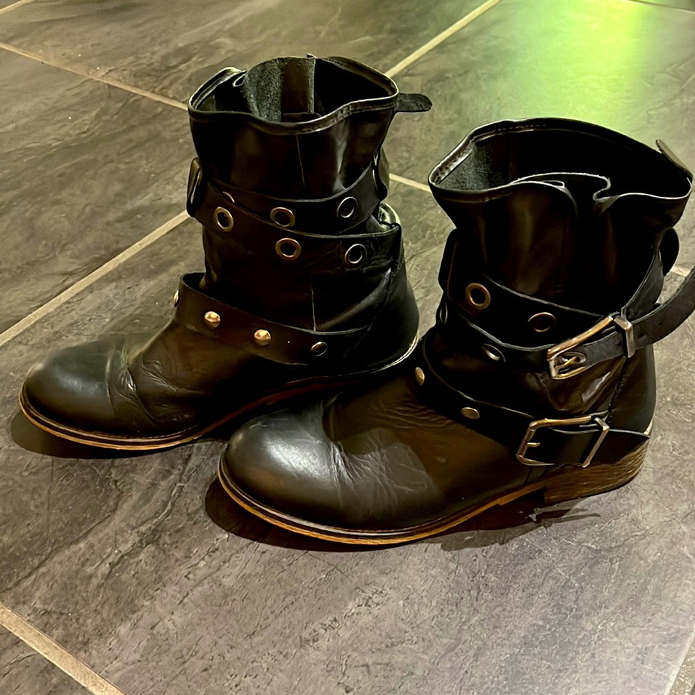 Black boots leather